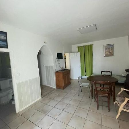 2 Pieces Calmes Vue Mer Брандо Экстерьер фото
